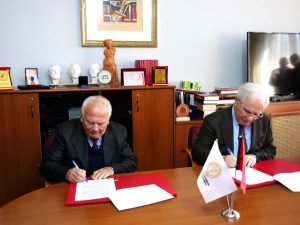 Nënshkruhet marrëveshje bashkëpunimi me kolegjin universitar “Reald” të Vlorës