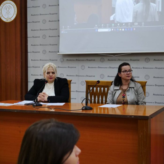 U zhvillua simpoziumi me temën “Trashëgimia e ADN-së: Nga zbulimi në inovacionet e ardhshme”