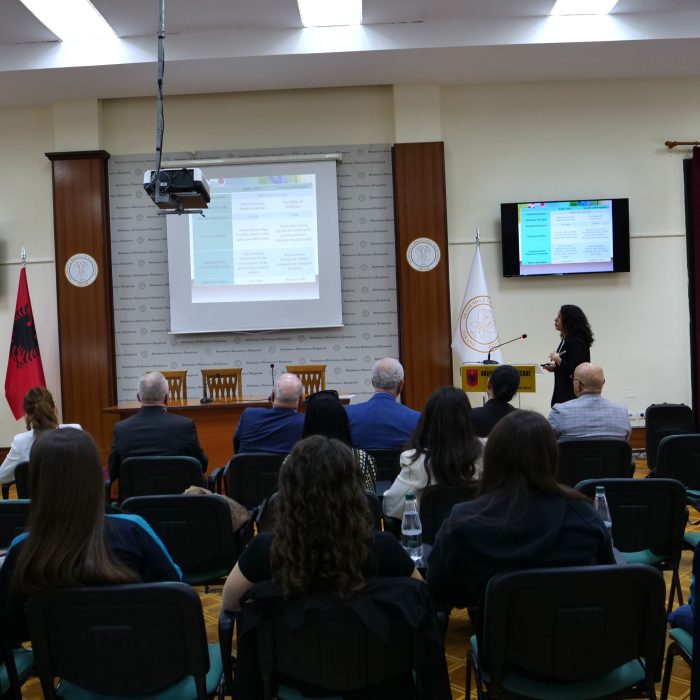 U mbajt simpoziumi shkencor me temën “Shkëmbim i përvojës në kërkimin shkencor në fushën e gjenetikës humane”