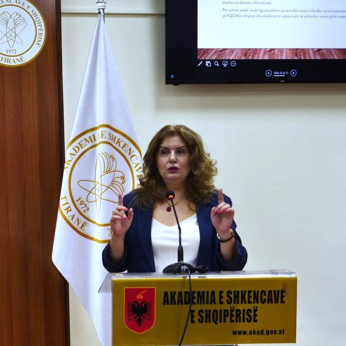 U mbajt referati me temën “Vota e diasporës, eksperienca ndërkombëtare dhe modeli shqiptar” nga dr. Ilirjana Nano