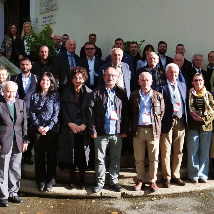 Nisi punimet konferenca e parë kombëtare me temën: “Rreziqet gjeologjike dhe hidrogjeologjike”