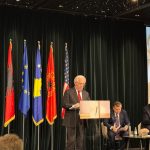 U promovua në Tiranë libri “Kur heshtja flet” i autorit Ahmet Shala