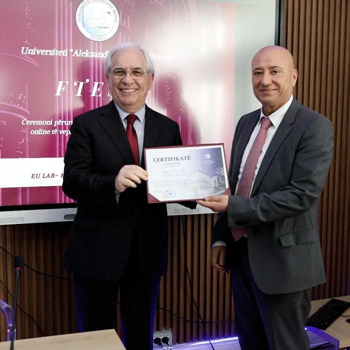 Universiteti “Aleksandër Moisiu” Durrës vlerëson akademikët e Akademisë së Shkencave të Shqipërisë për “Fjalorin e madh të gjuhës shqipe”