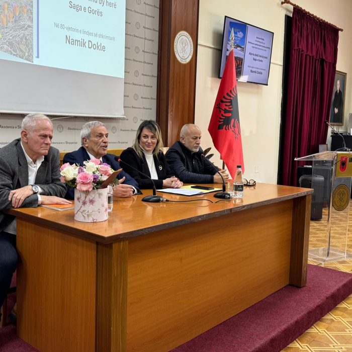 Promovohet libri më i ri i shkrimtarit Namik Dokle “Atje ku dielli lind dy herë – Saga e Gorës”
