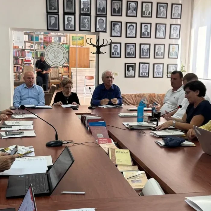 U zhvillua workshop-i me temën “Certifikimi i materialit mbjellës të varieteteve autoktone të vreshtit dhe qasjet shkencore për zhvillimin e brandeve të verës në Shqipëri”